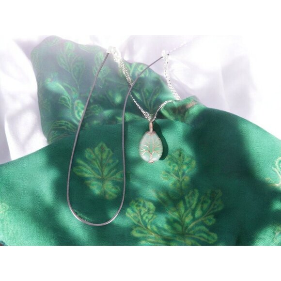 Green Aventurine Tree of Life Pendant Necklace Healing Crystal Jewelry 18" Cord - Picture 4 of 9